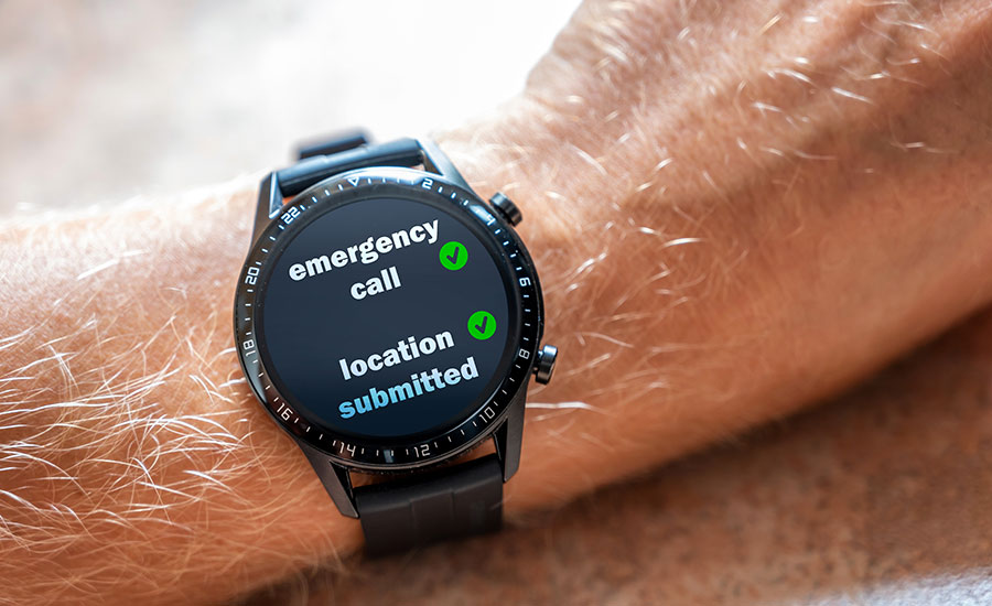 A Guide To Medical Alert Systems for Seniors [+ FAQs]